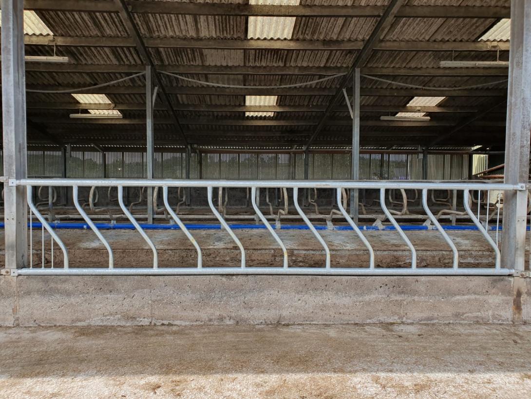Cranked Tube Feed Barrier